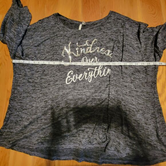 Cato Kindness Over Everything Top 26/28W top - Picture 3 of 7